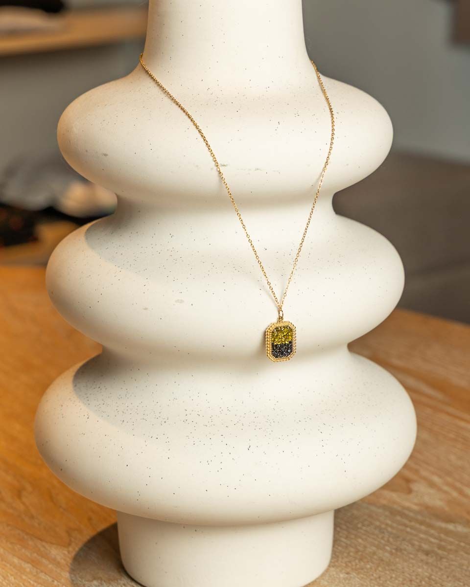 DUAL NOIR GEM PENDANT