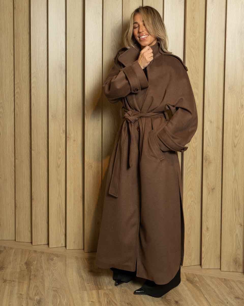 MOCHA EMBRACE COAT